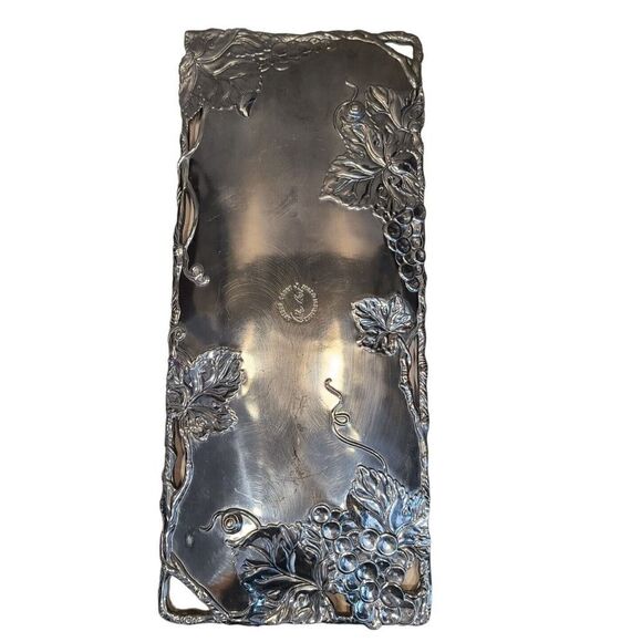 Arthur Court 2002 19" Oblong Serving Tray Vines & Grape Grapevine Footed GUC - Picture 3 of 11